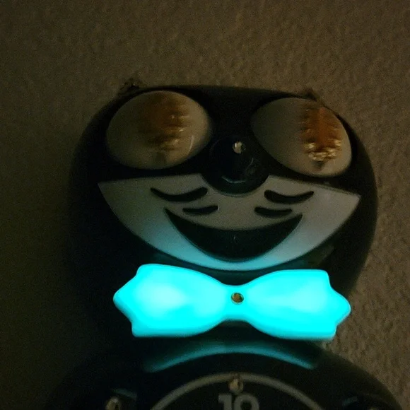 Jeweled Kit-Cat Klock with GLOW IN THE DARK BOWTIE & two tails RARE CLOCK